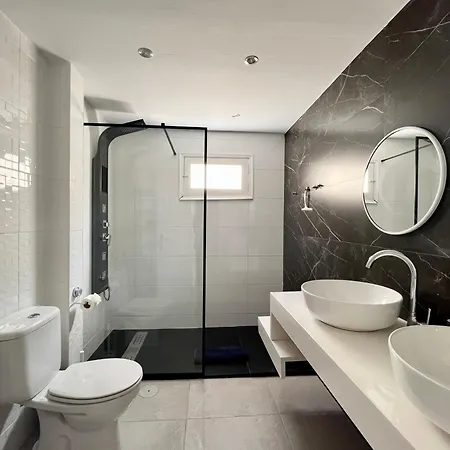 Apartment Casa Rene, Lovely Close To The Center, Puerto Del Carmen *